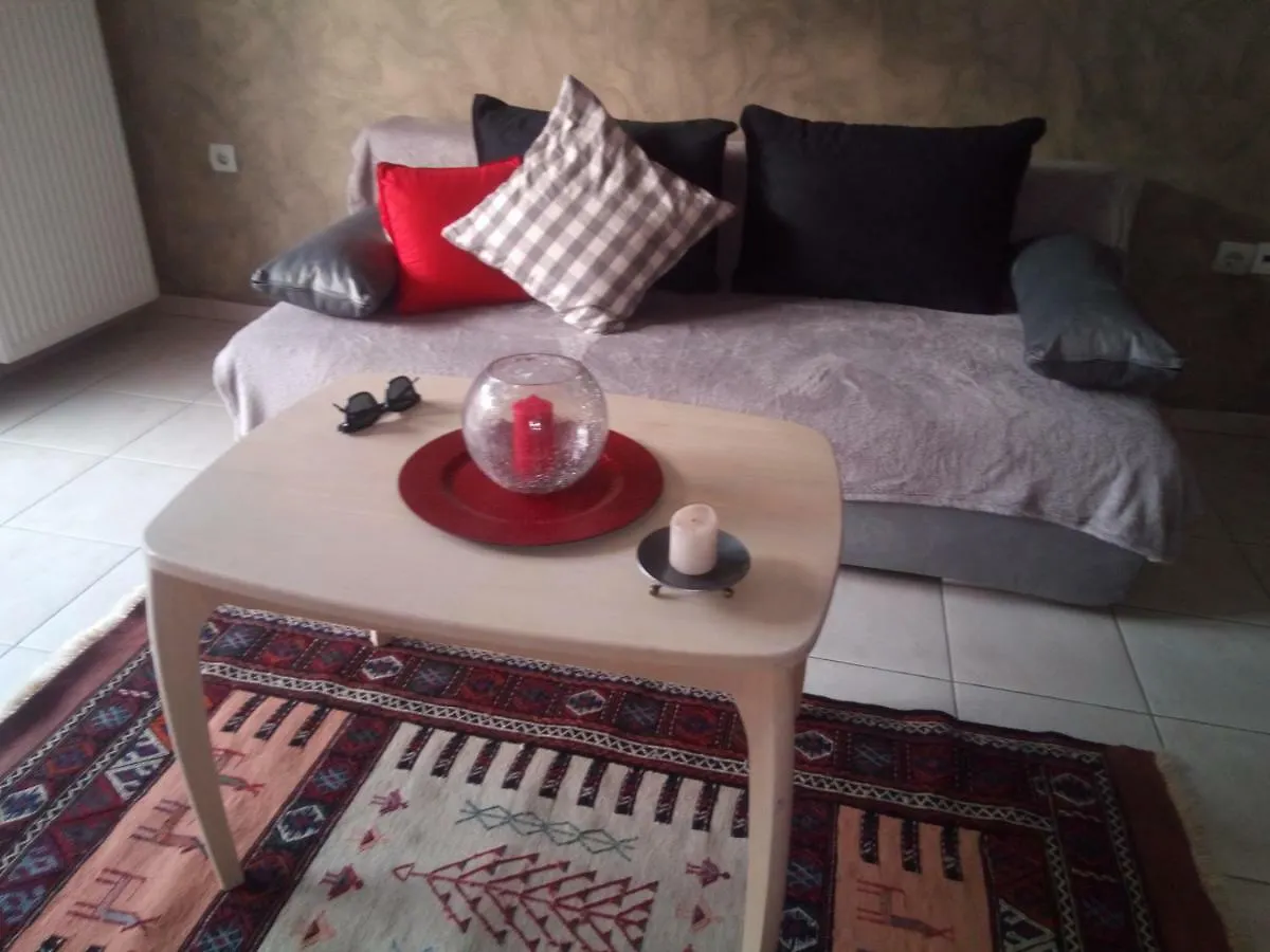 Small House In North Euosmos Apartment Thessaloniki